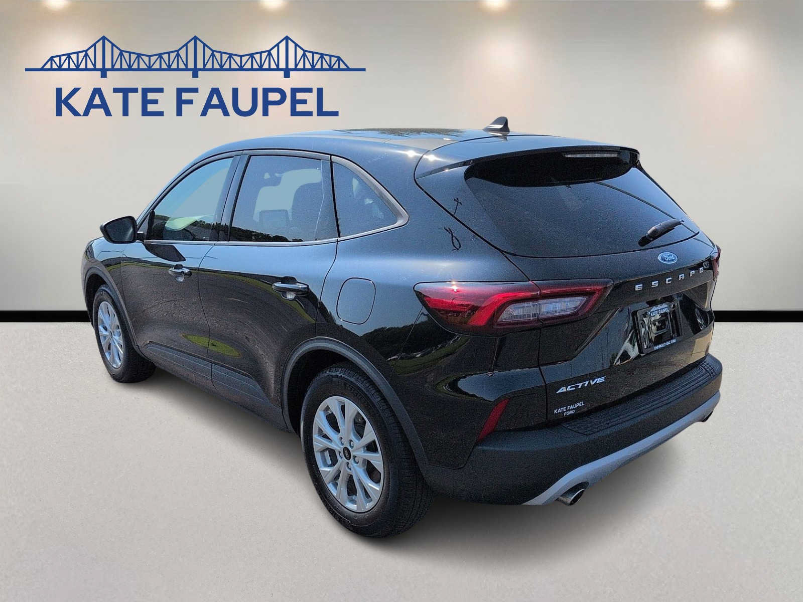 Certified 2025 Ford Escape Active FWD image 5