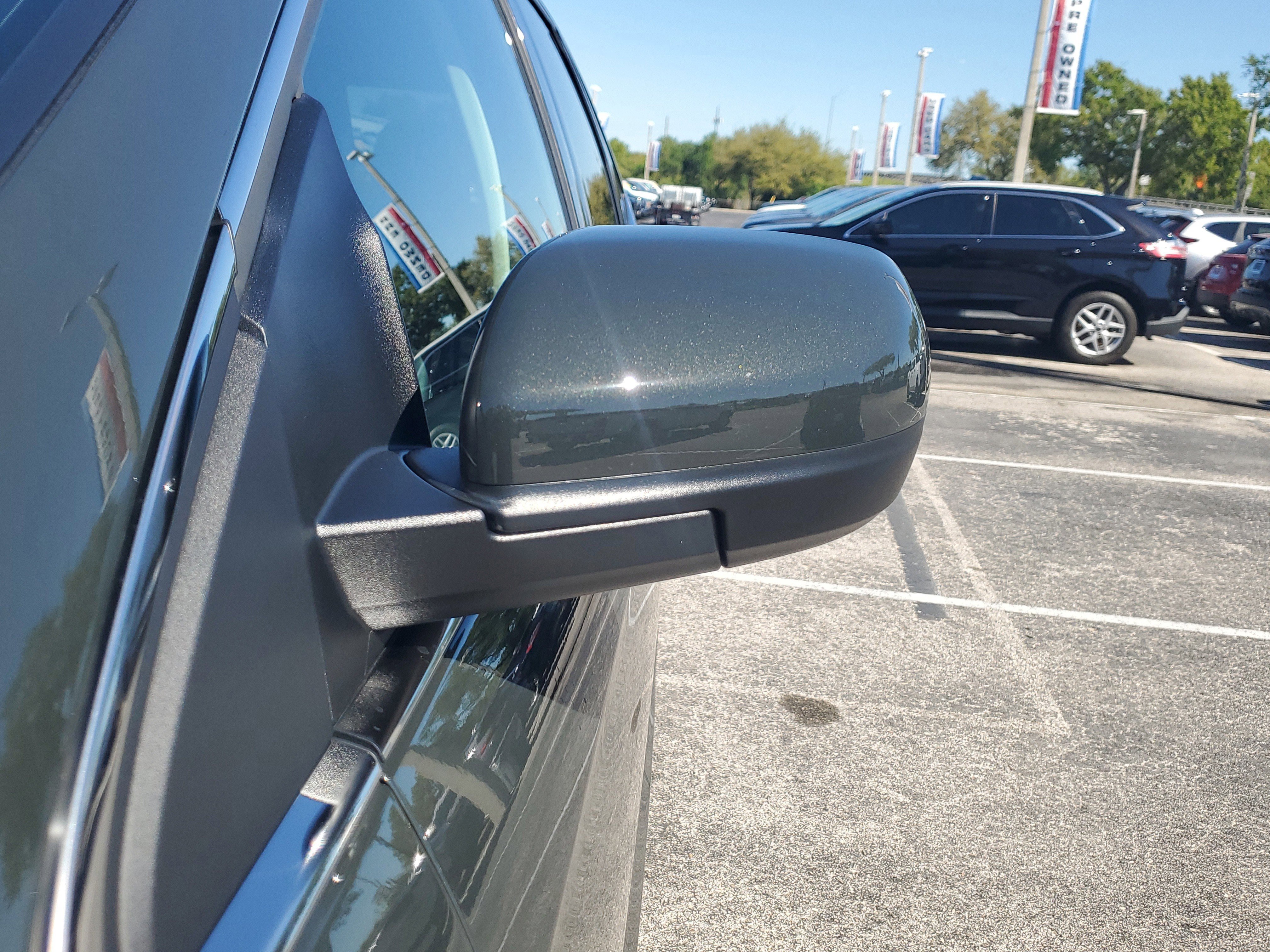 Certified 2023 Ford Edge SEL w/ Convenience Package image 7