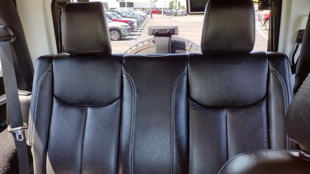 Used 2017 Jeep Wrangler Sahara w/ Connectivity Group AWD/4WD image 22