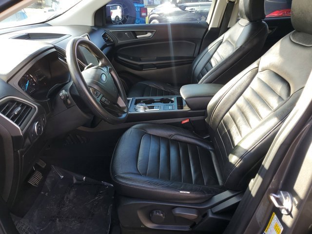 Certified 2022 Ford Edge SE w/ Black Appearance Package image 13
