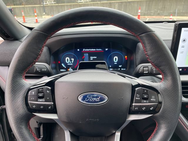 Certified 2025 Ford Explorer ST-Line w/ ST-Line Street Pack image 31