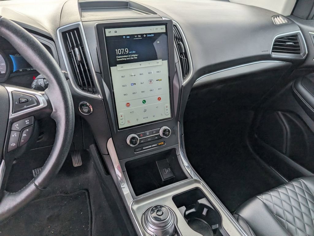 Certified 2024 Ford Edge Titanium image 32