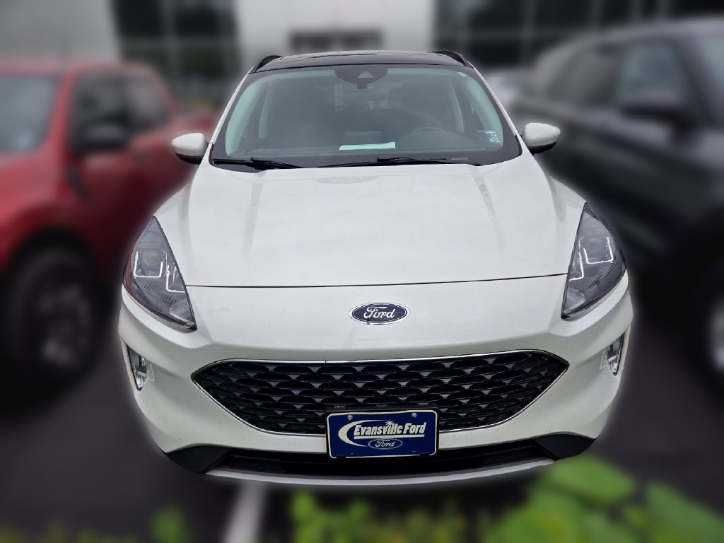 Certified 2022 Ford Escape SEL w/ Technology Package AWD/4WD image 2