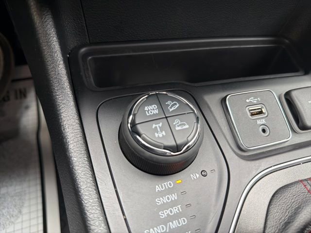 Used 2022 Jeep Cherokee Trailhawk w/ Sun, Sound & Nav Group image 20