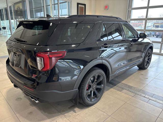 Certified 2022 Ford Explorer ST w/ ST Street Pack image 5