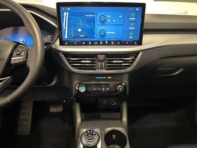 Certified 2025 Ford Escape SE w/ PHEV Premium Package image 25