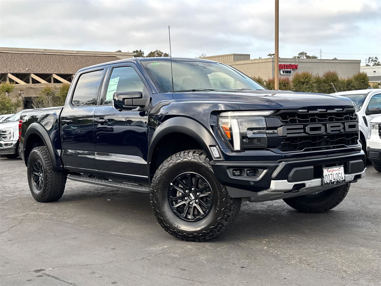 Certified 2024 Ford F150 Raptor AWD/4WD image 2