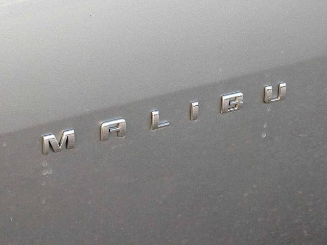Used 2025 Chevrolet Malibu LT FWD image 11