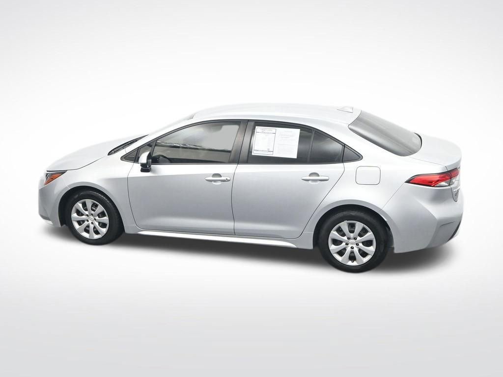 Used 2022 Toyota Corolla LE FWD image 31