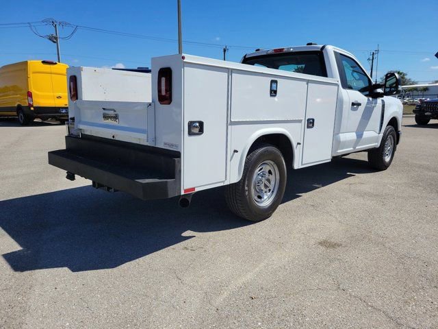 Certified 2023 Ford F250 XL w/ XL Chrome Package image 5
