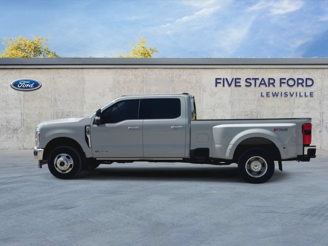Certified 2025 Ford F350 Lariat w/ Lariat Ultimate Package AWD/4WD image 2