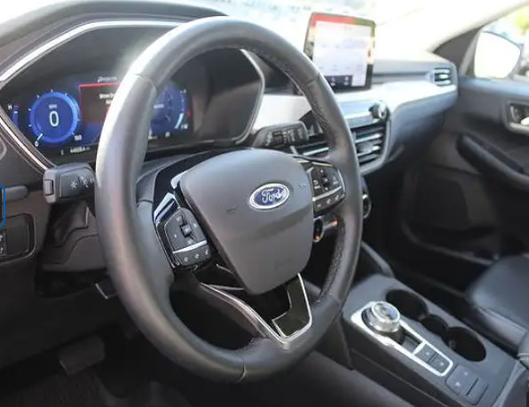 Certified 2025 Ford Escape ST-Line Select AWD/4WD image 8