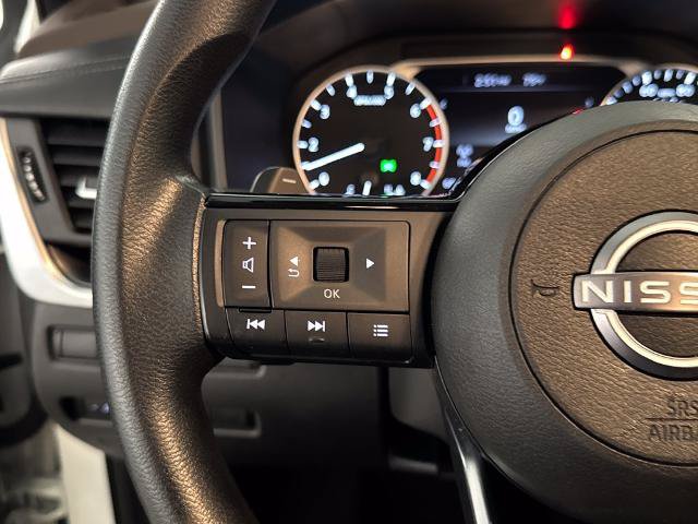 Used 2023 Nissan Rogue SV FWD image 19