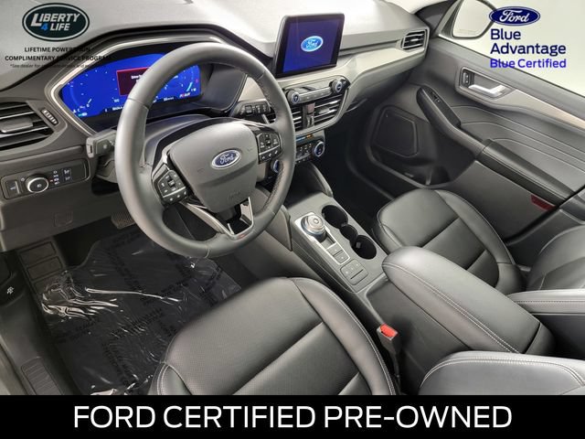 Certified 2022 Ford Escape Titanium w/ Class II Trailer Tow Package AWD/4WD image 12