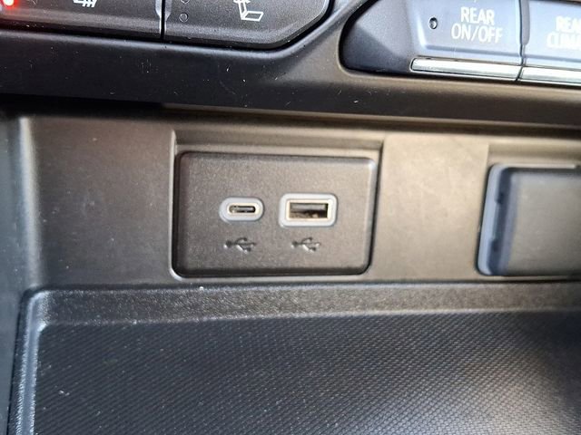 Used 2024 Chevrolet Tahoe Z71 w/ Z71 Off-Road Package image 25