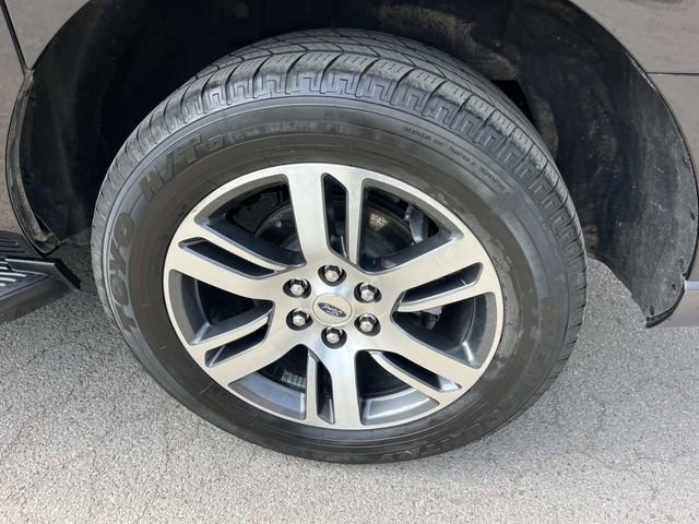 Certified 2024 Ford Expedition Max Limited image 11