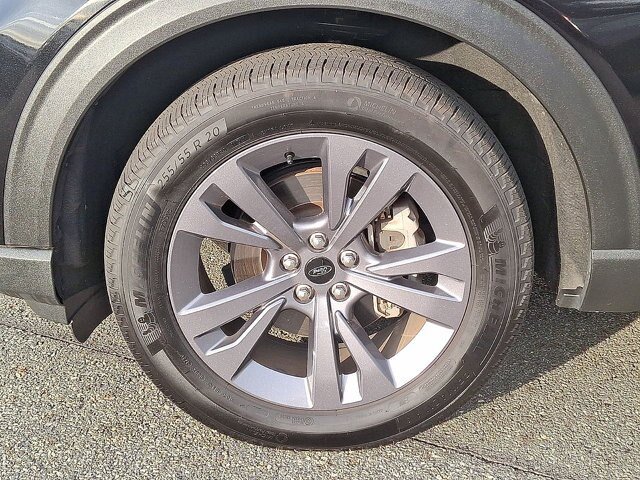 Certified 2025 Ford Explorer Active w/ Active Comfort Package AWD/4WD image 27