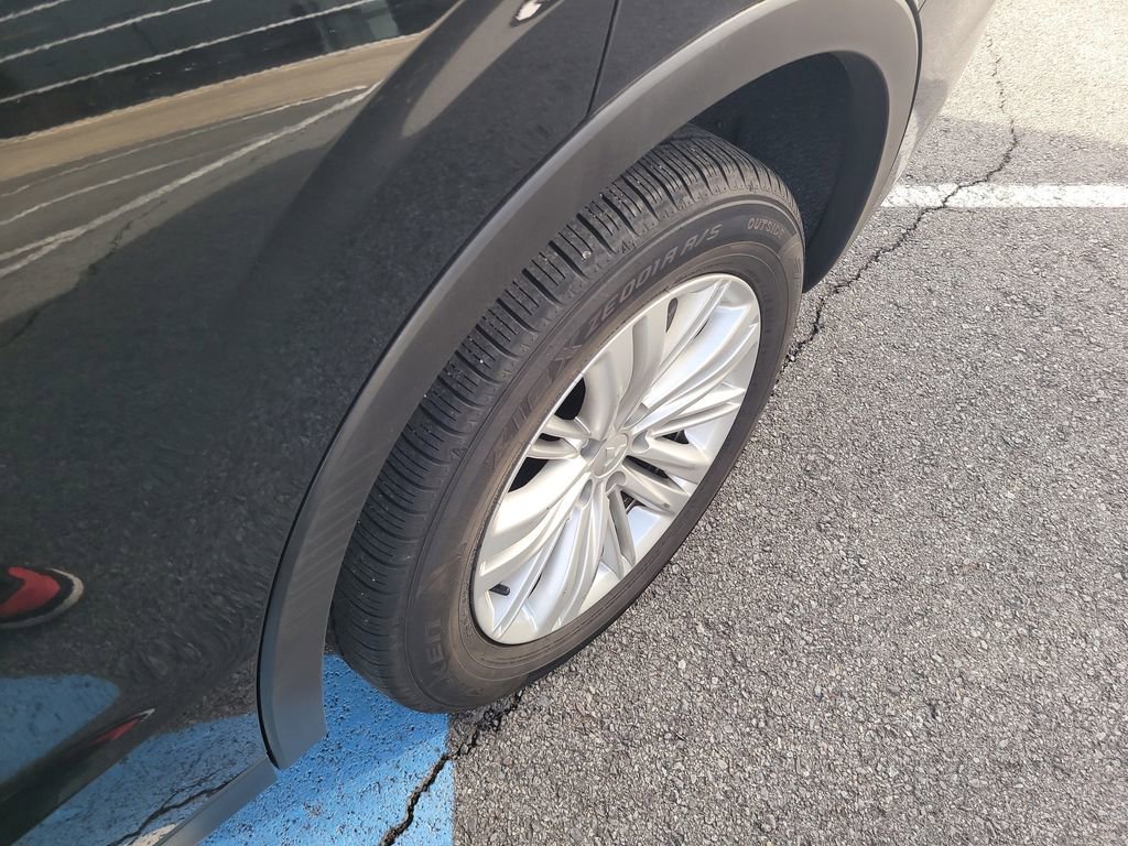 Used 2024 Mitsubishi Outlander ES image 9