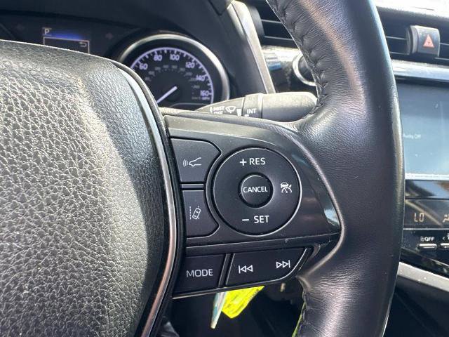 Used 2018 Toyota Camry SE FWD image 20
