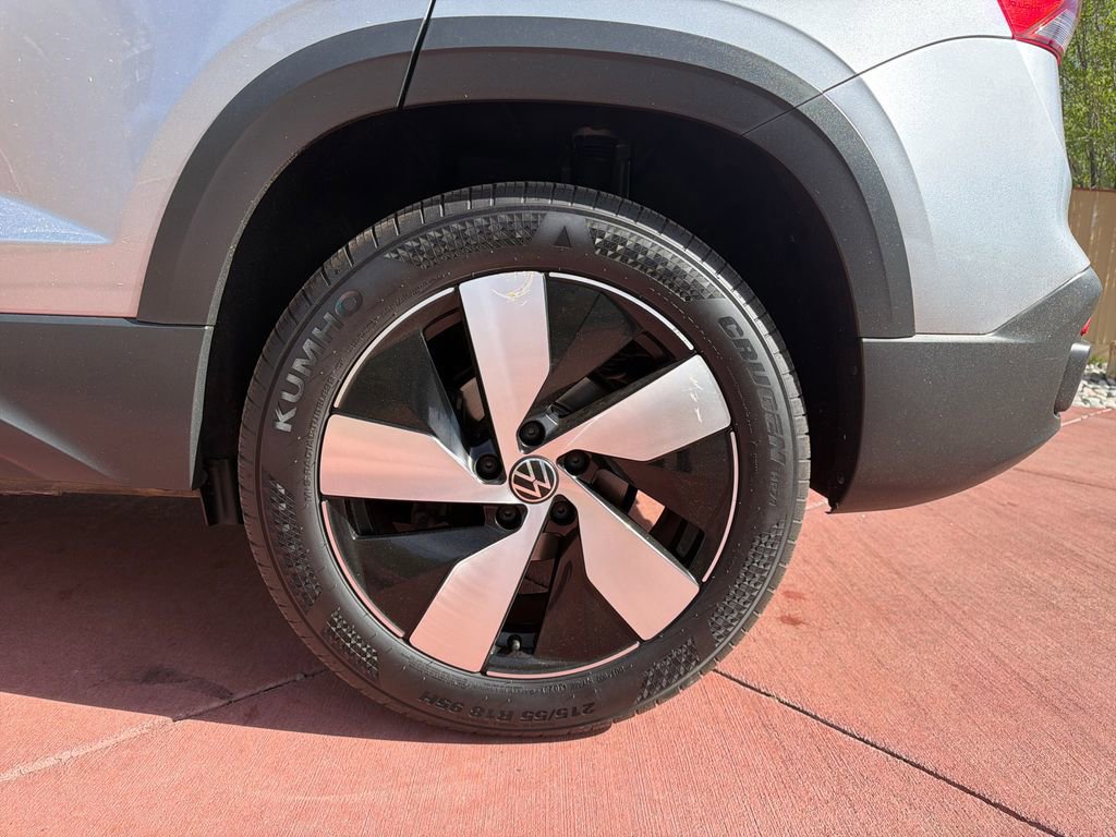 Used 2024 Volkswagen Taos S AWD/4WD image 34