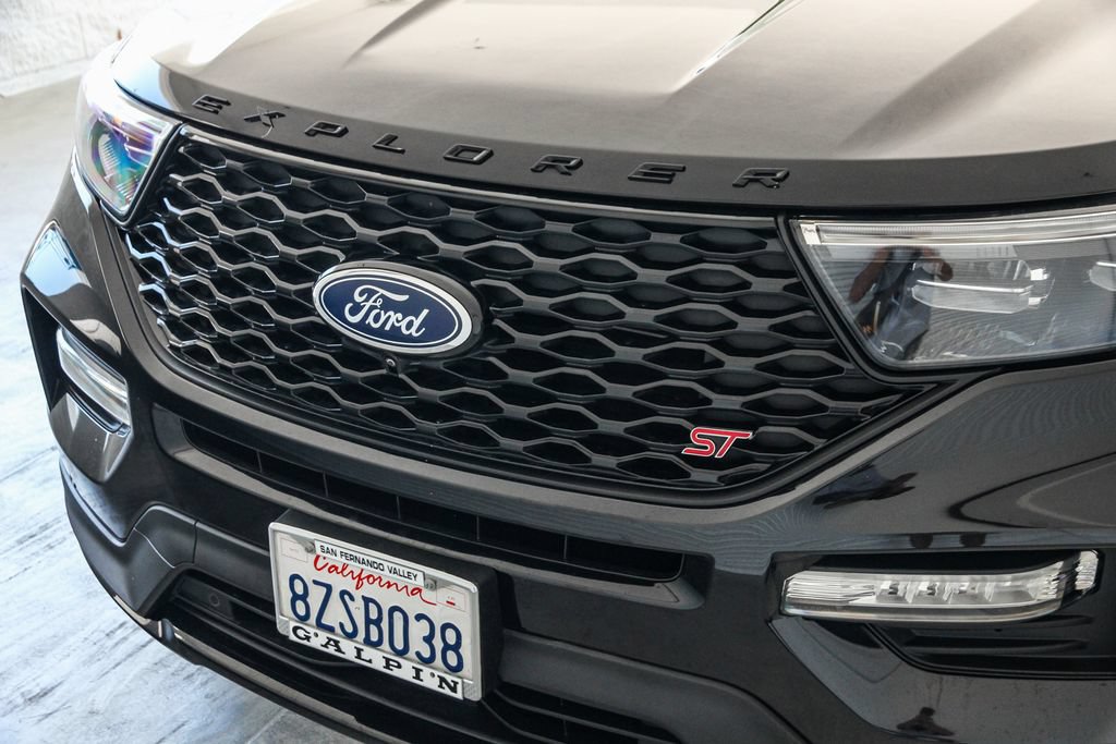 Certified 2022 Ford Explorer ST w/ Equipment Group 401A AWD/4WD image 10