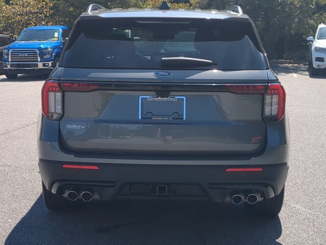Certified 2025 Ford Explorer ST AWD/4WD image 5