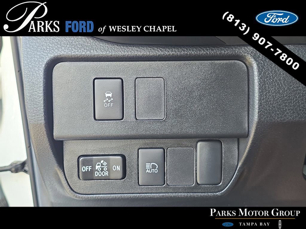 Used 2023 Toyota Tacoma SR5 w/ Technology Package image 26