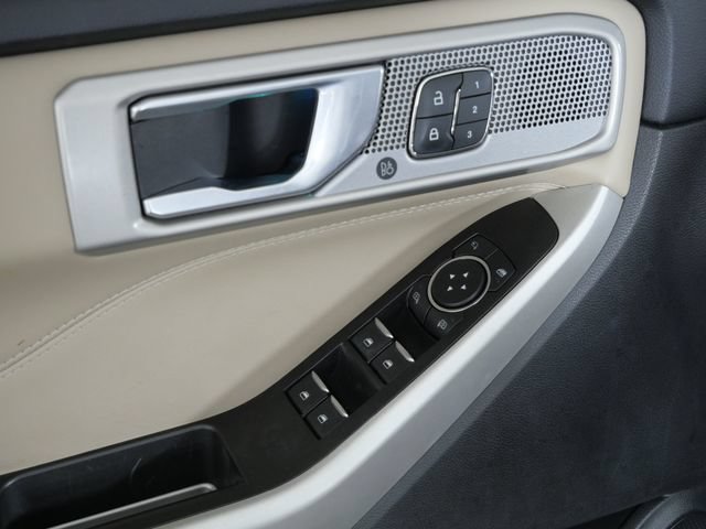 Certified 2022 Ford Explorer Limited w/ Hybrid Equipment Group 310A AWD/4WD image 15