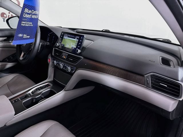 Used 2018 Honda Accord Touring image 35
