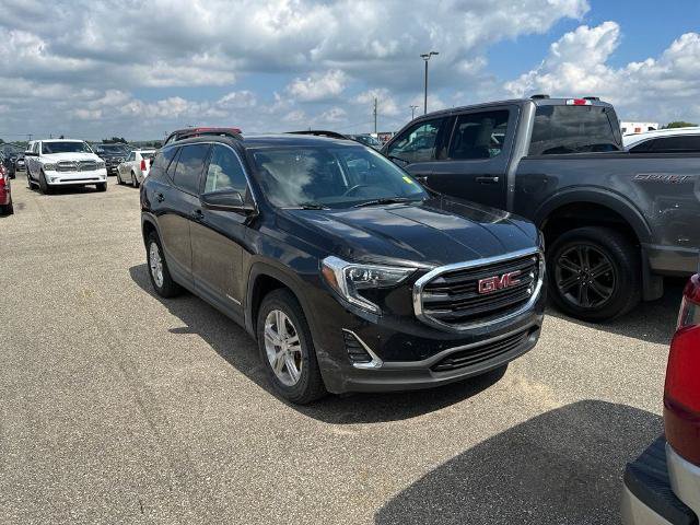 Used 2019 GMC Terrain SLE w/ Driver Convenience Package AWD/4WD image 2