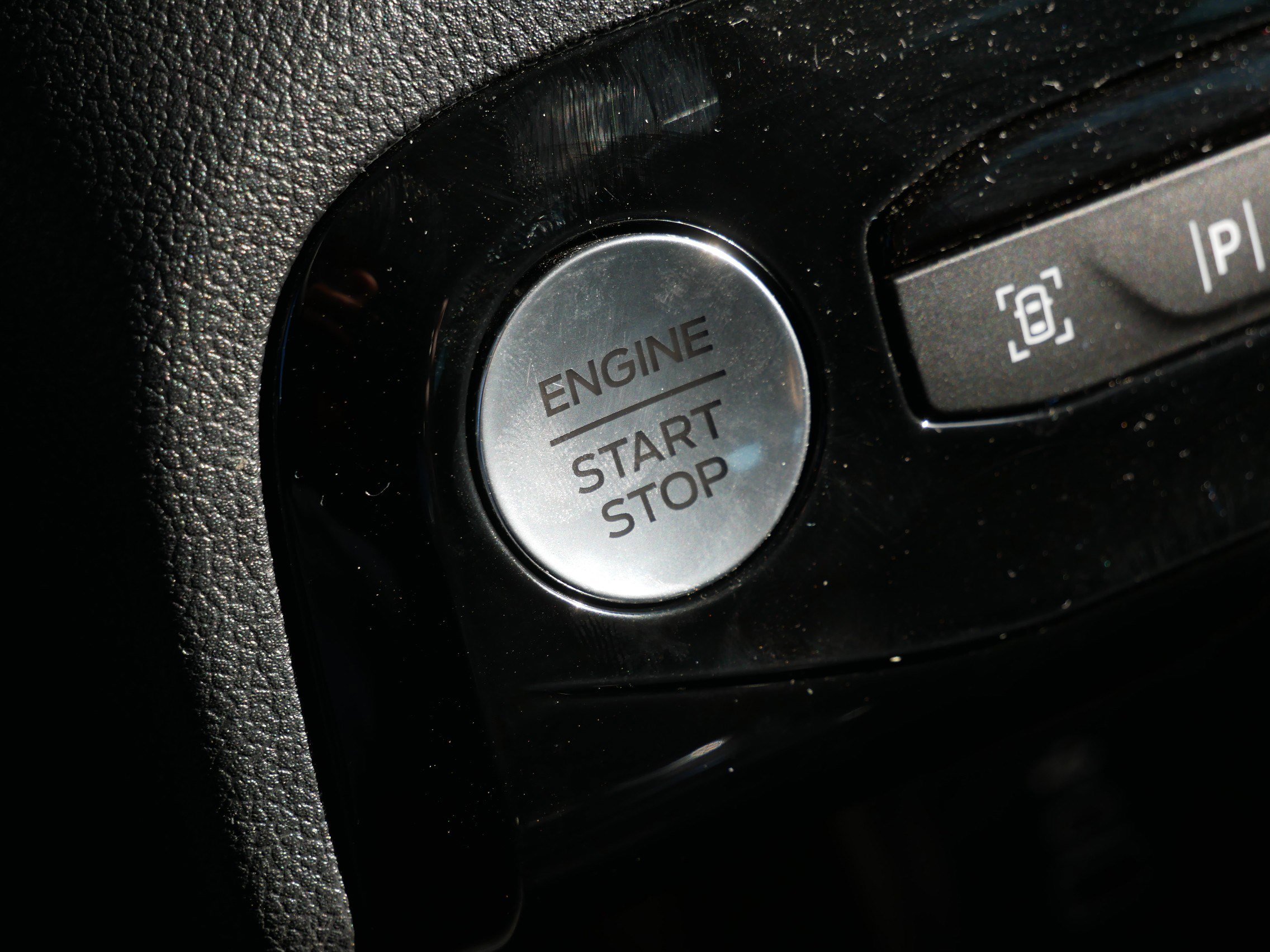 Certified 2024 Ford Escape Platinum AWD/4WD image 31
