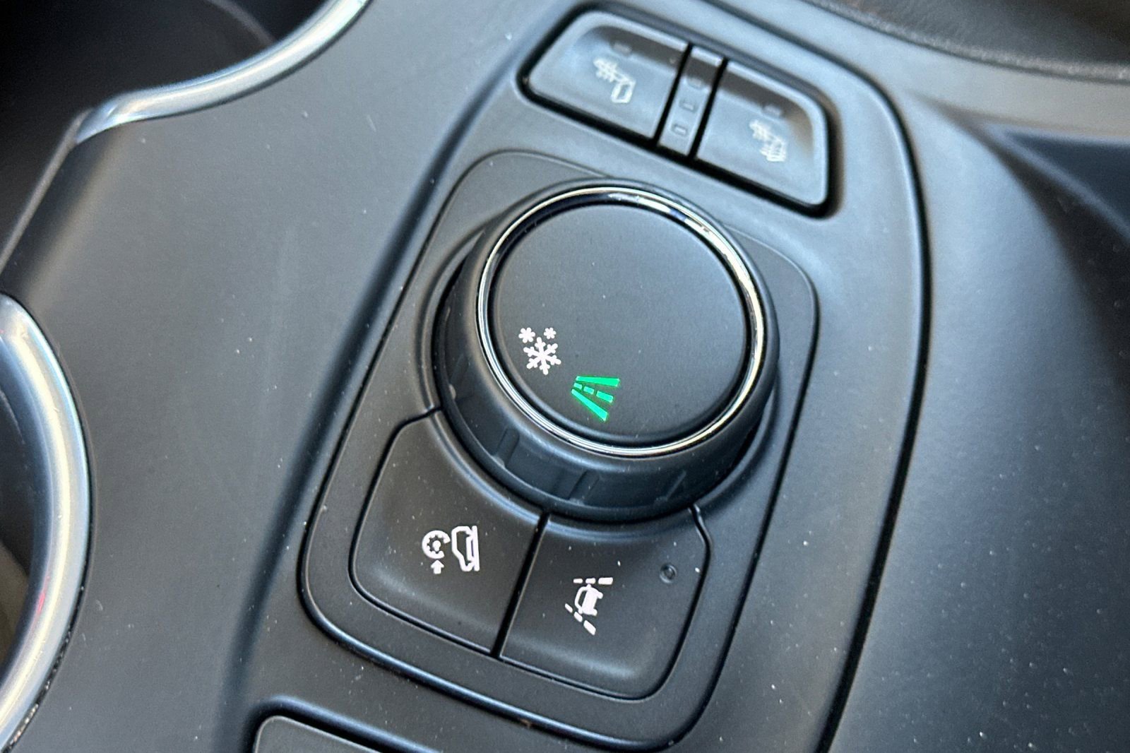 Used 2021 GMC Terrain SLT w/ Elevation Edition FWD image 31