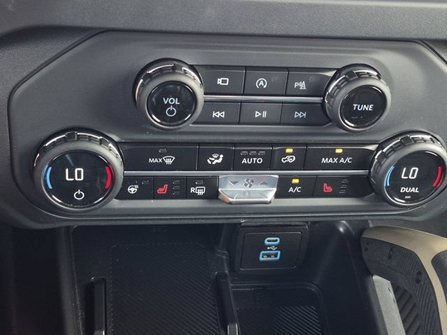 Certified 2025 Ford Bronco Badlands AWD/4WD image 29