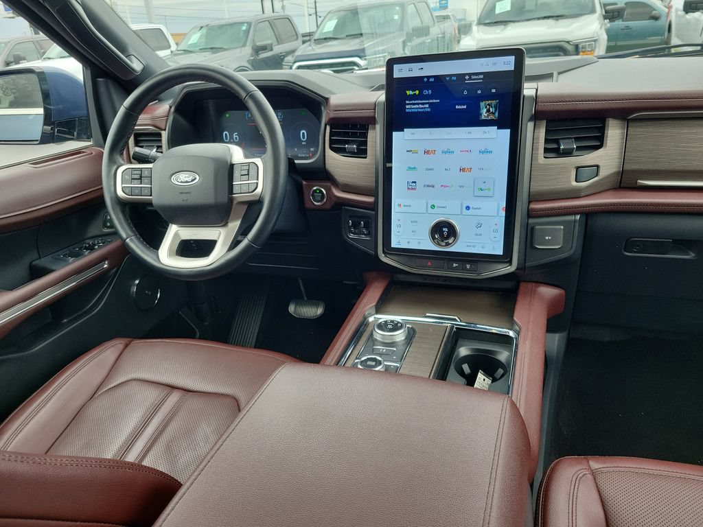 Certified 2022 Ford Expedition Limited AWD/4WD image 13