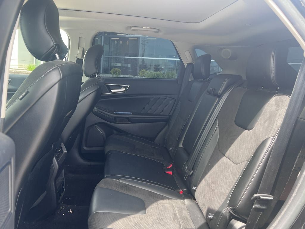 Certified 2017 Ford Edge Sport w/ Technology Package AWD/4WD image 15