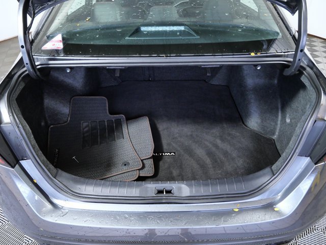 Used 2025 Nissan Altima 2.5 SR AWD/4WD image 8