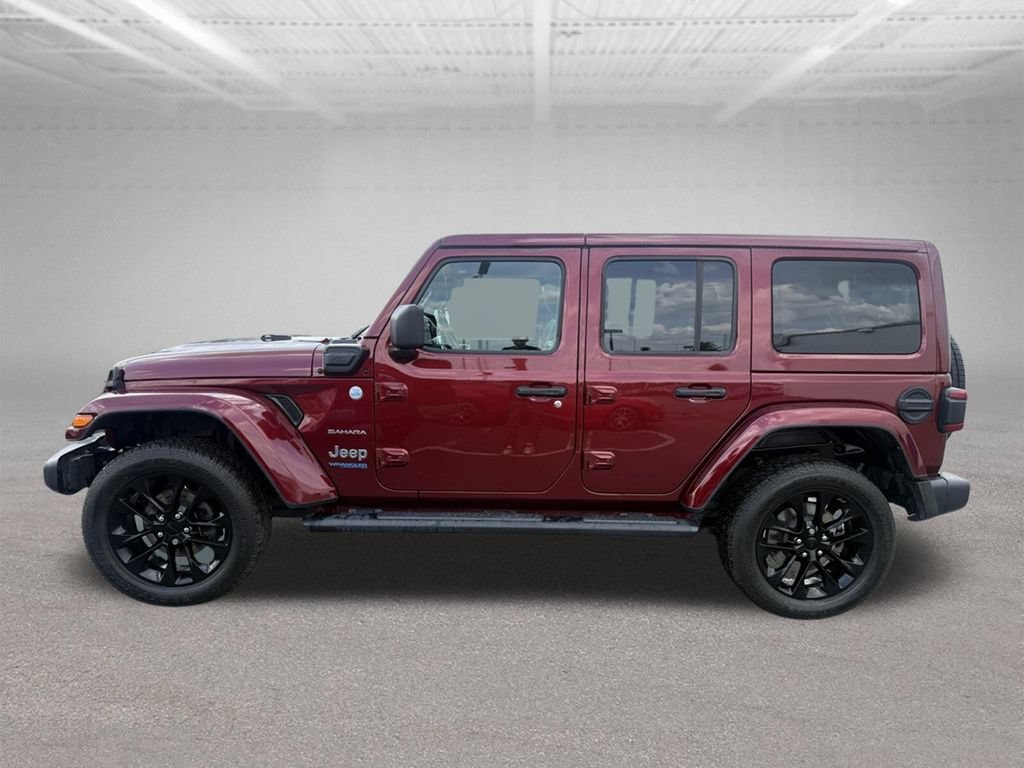 Used 2021 Jeep Wrangler Unlimited Sahara w/ Cold Weather Group AWD/4WD image 10