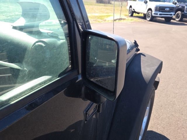 Used 2018 Jeep Wrangler Sport image 9