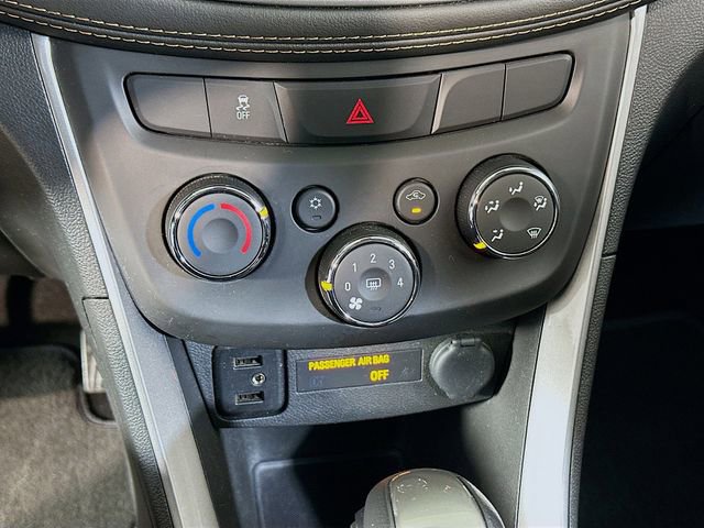 Used 2022 Chevrolet Trax LT w/ Driver Confidence Package image 20