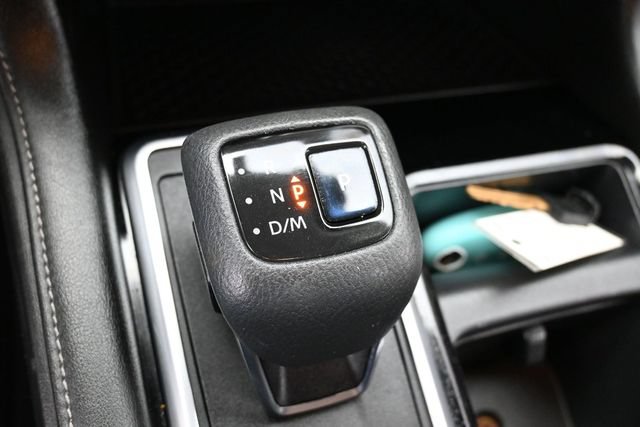 Used 2022 Nissan Pathfinder SV FWD image 22