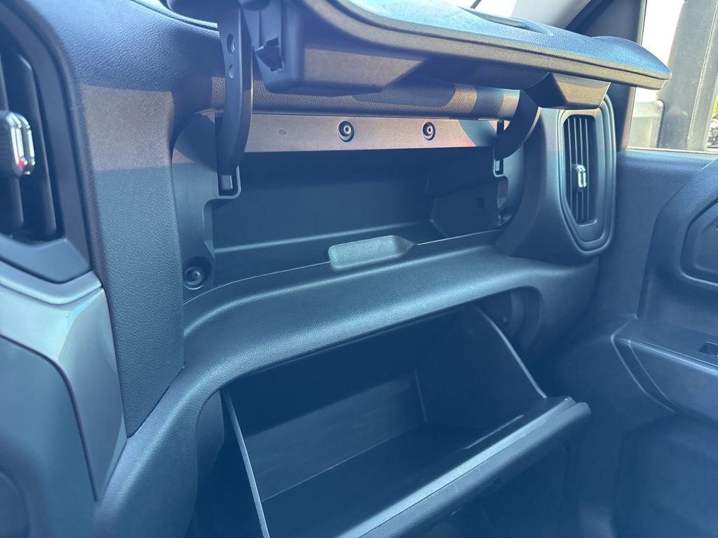 Used 2020 GMC Sierra 2500 4x4 Crew Cab w/ Convenience Package image 28