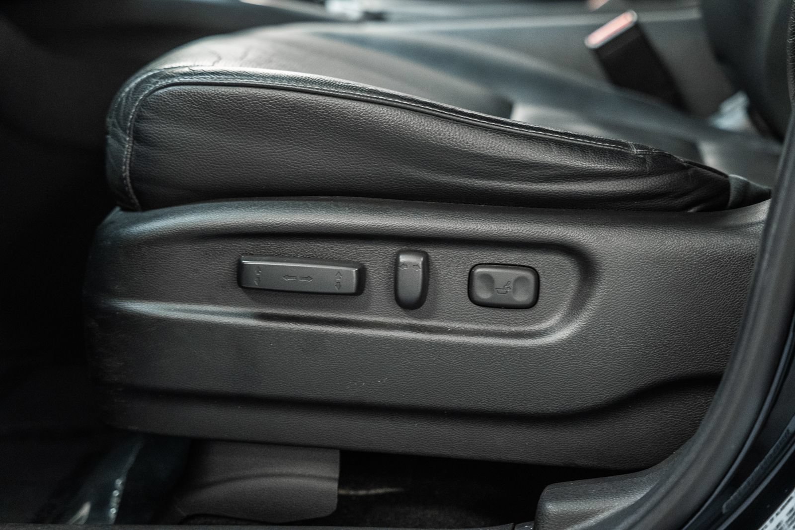 Used 2017 Honda Ridgeline RTL-T image 39