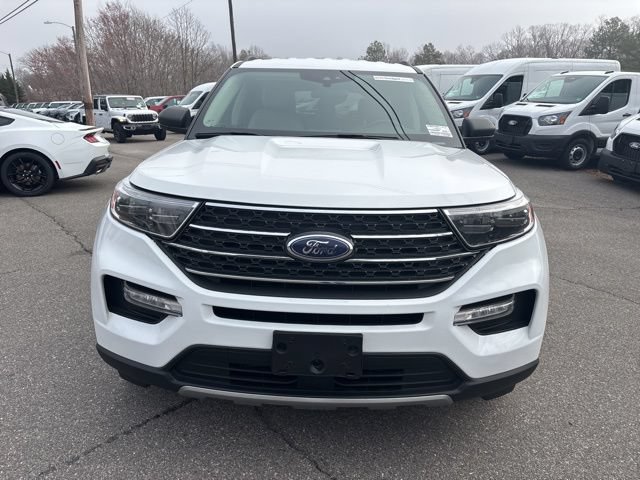 Certified 2024 Ford Explorer XLT w/ Equipment Group 202A AWD/4WD image 11