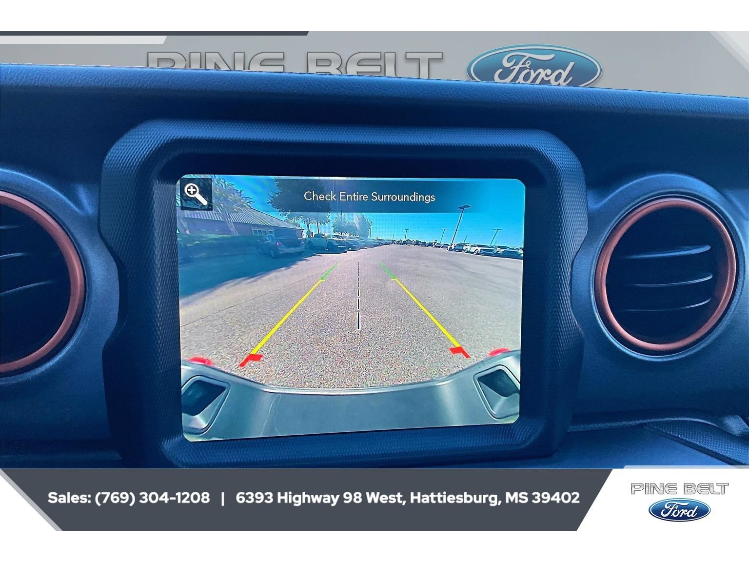 Used 2022 Jeep Gladiator Mojave w/ LED Lighting Group AWD/4WD image 16