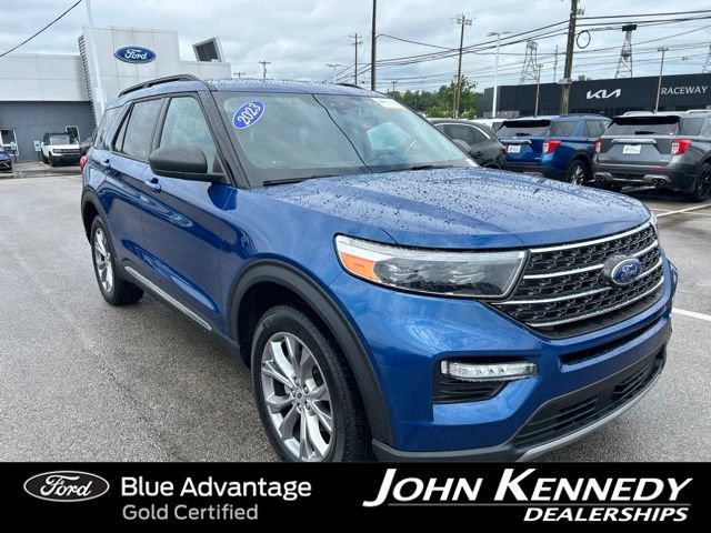 Certified 2023 Ford Explorer XLT w/ Equipment Group 202A AWD/4WD image 4