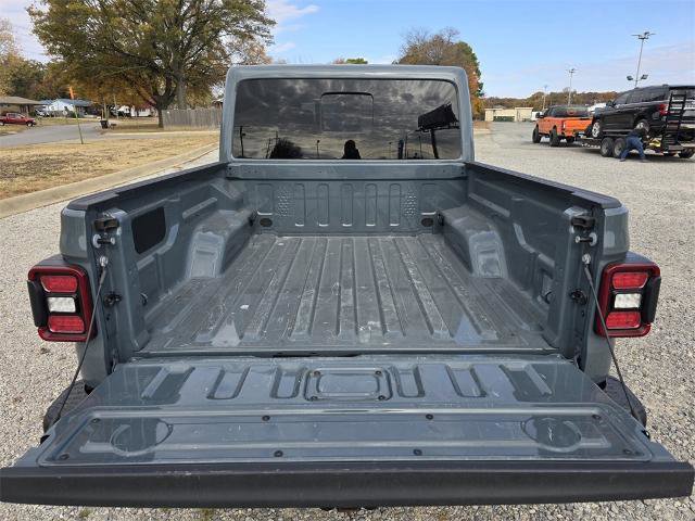 Used 2025 Jeep Gladiator Mojave image 7