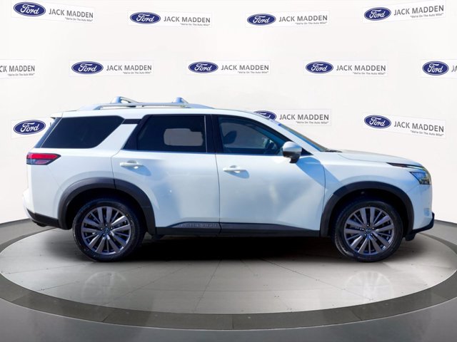 Used 2023 Nissan Pathfinder SL w/ SL Premium Package AWD/4WD image 6