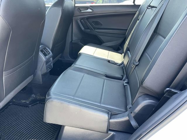 Used 2021 Volkswagen Tiguan SE R-Line FWD image 10