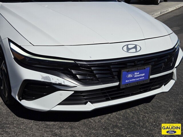 Used 2024 Hyundai Elantra Limited FWD image 2