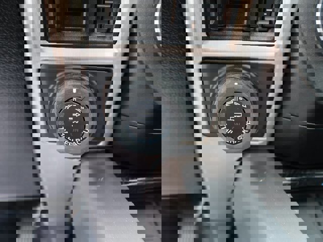 Certified 2020 Ford F450 Platinum w/ FX4 Off-Road Package image 29